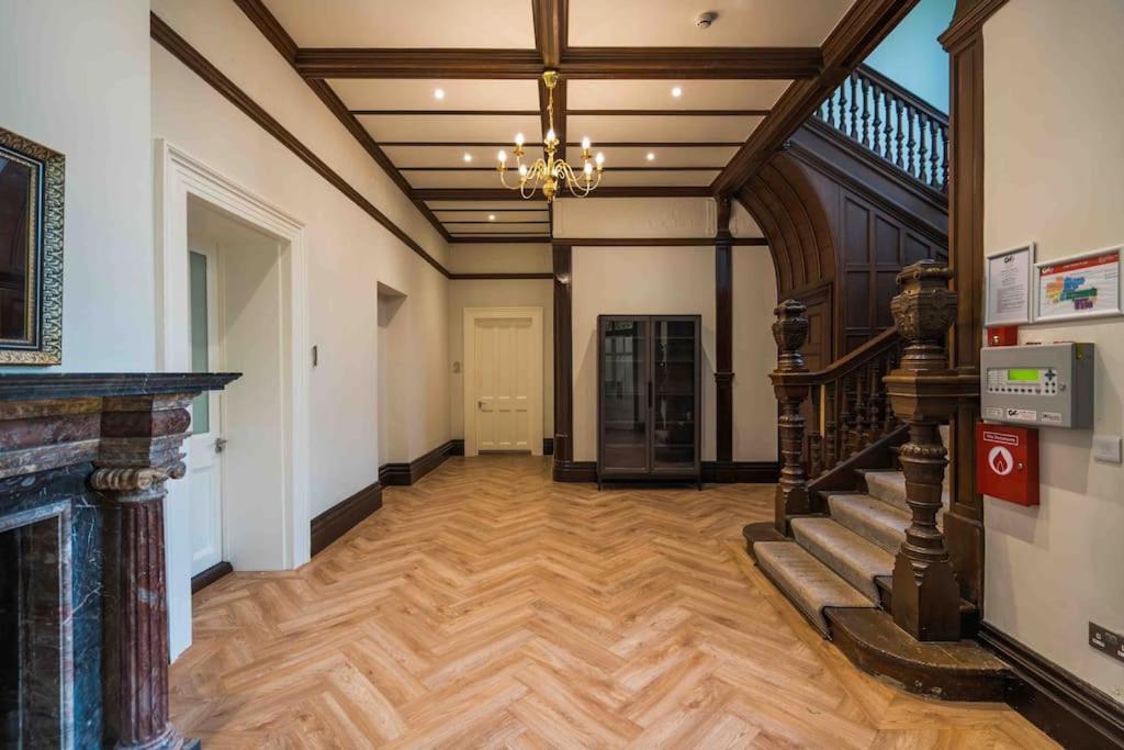 Beautiful Beach Side Apartment トーキー エクステリア 写真