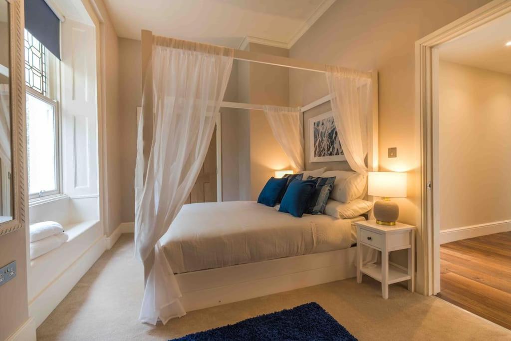 Beautiful Beach Side Apartment トーキー エクステリア 写真